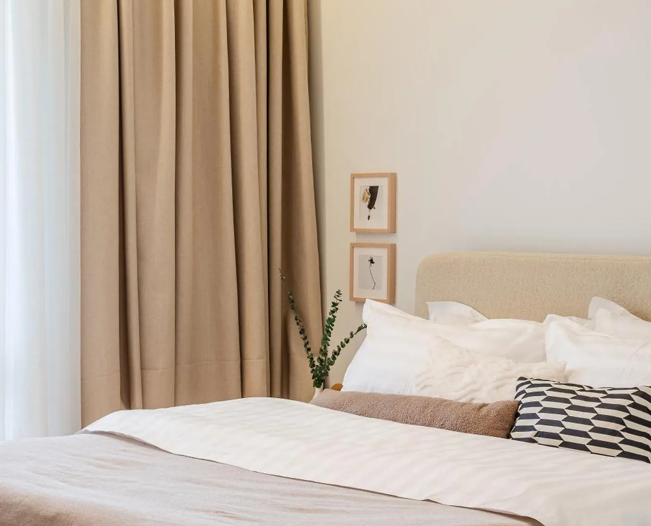 Apartment Светлые И Уютные Апартаменты В Центре Алматы Kazakhstan