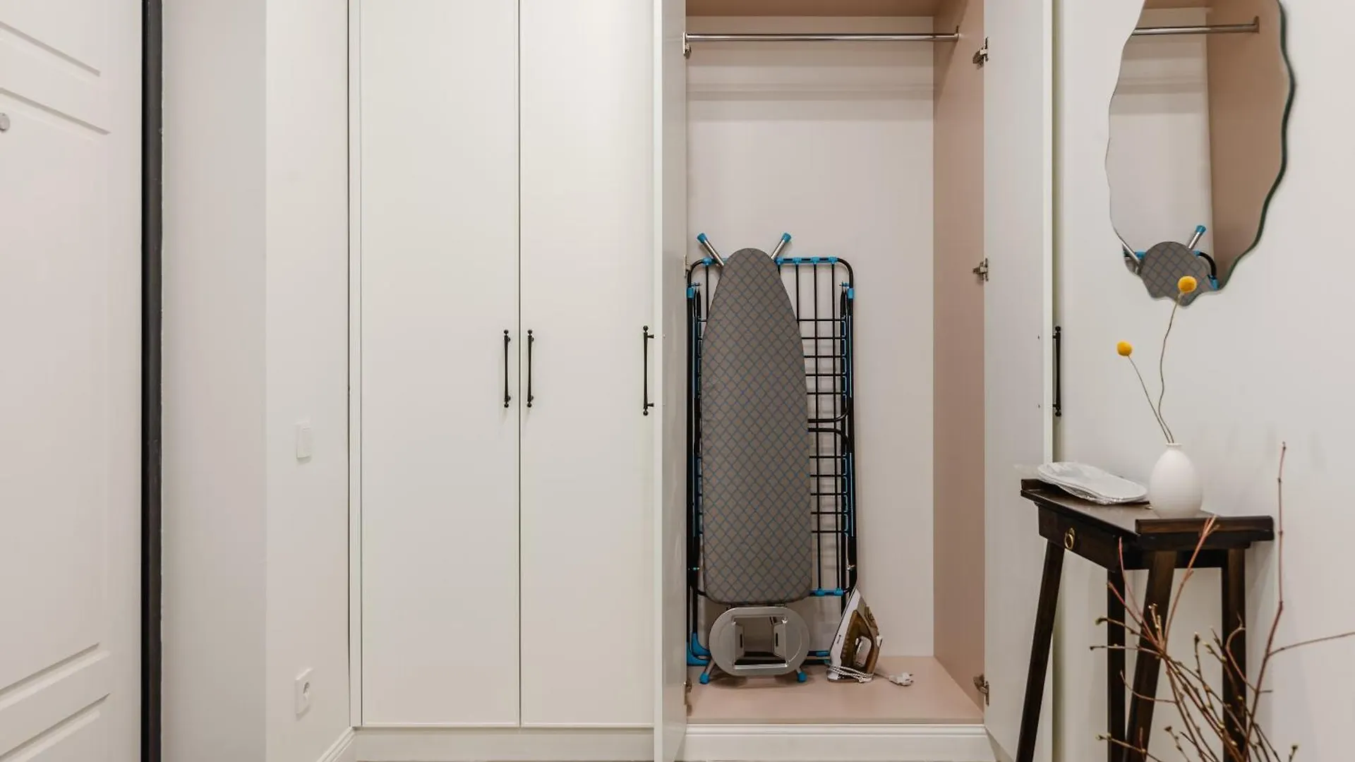 Apartment Светлые И Уютные Апартаменты В Центре Алматы