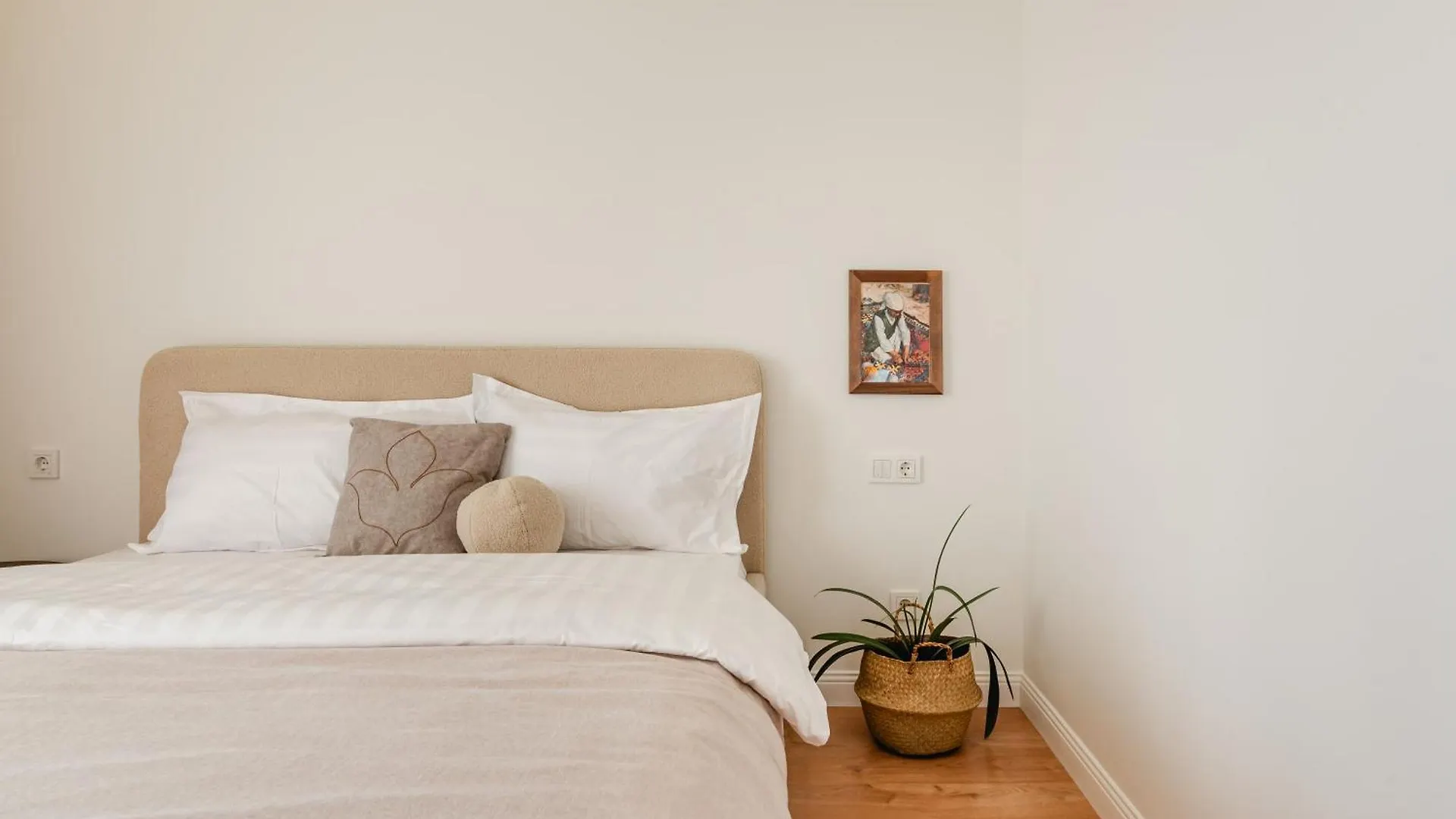 Apartment Светлые И Уютные Апартаменты В Центре Алматы