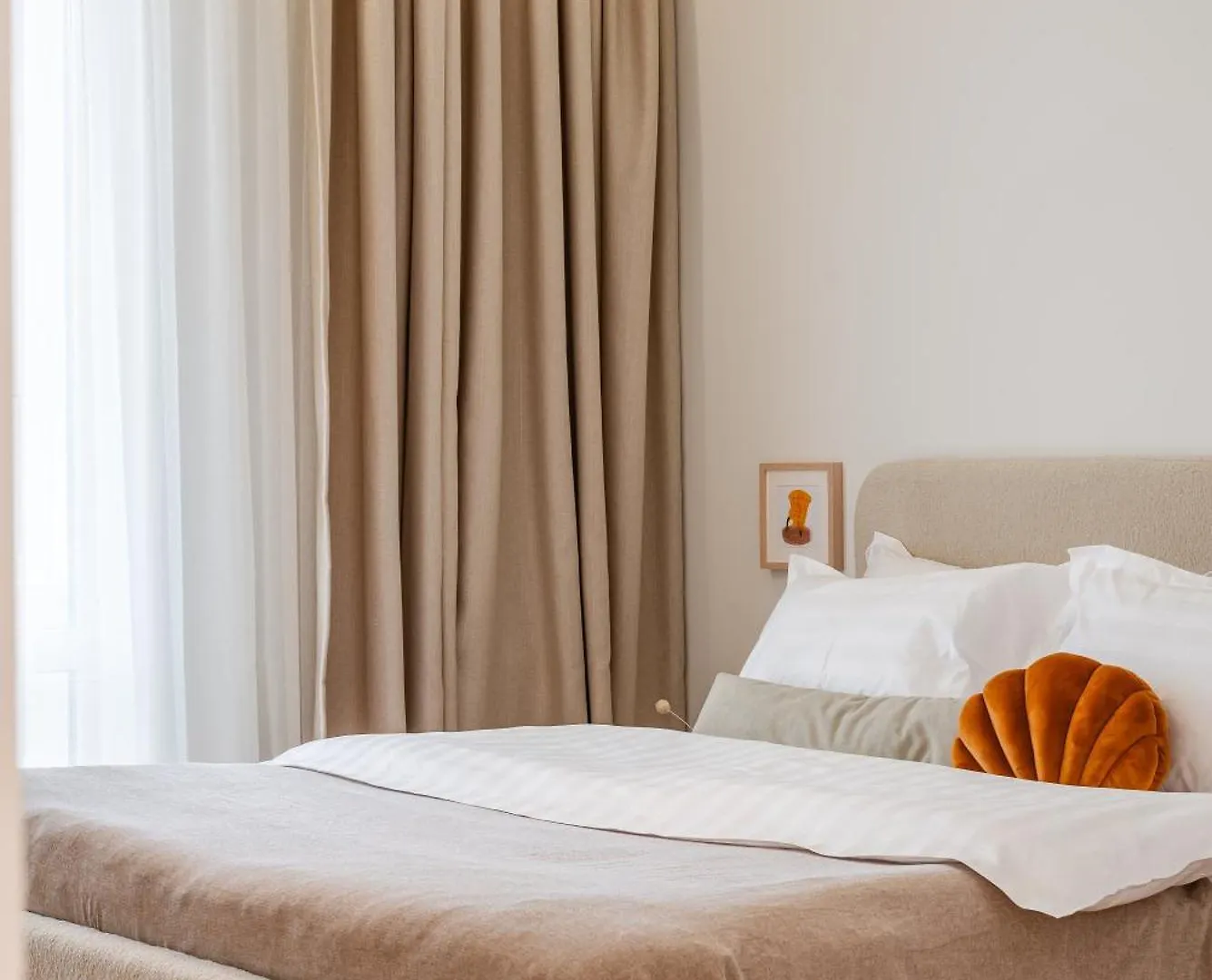 Светлые И Уютные Апартаменты В Центре Алматы Apartment